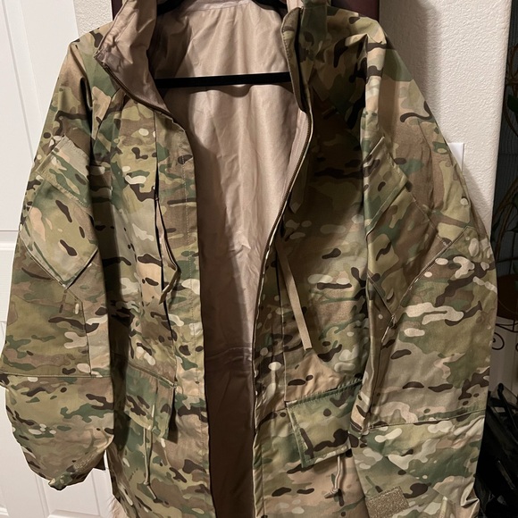 Camouflage Raincoat - Picture 10 of 10